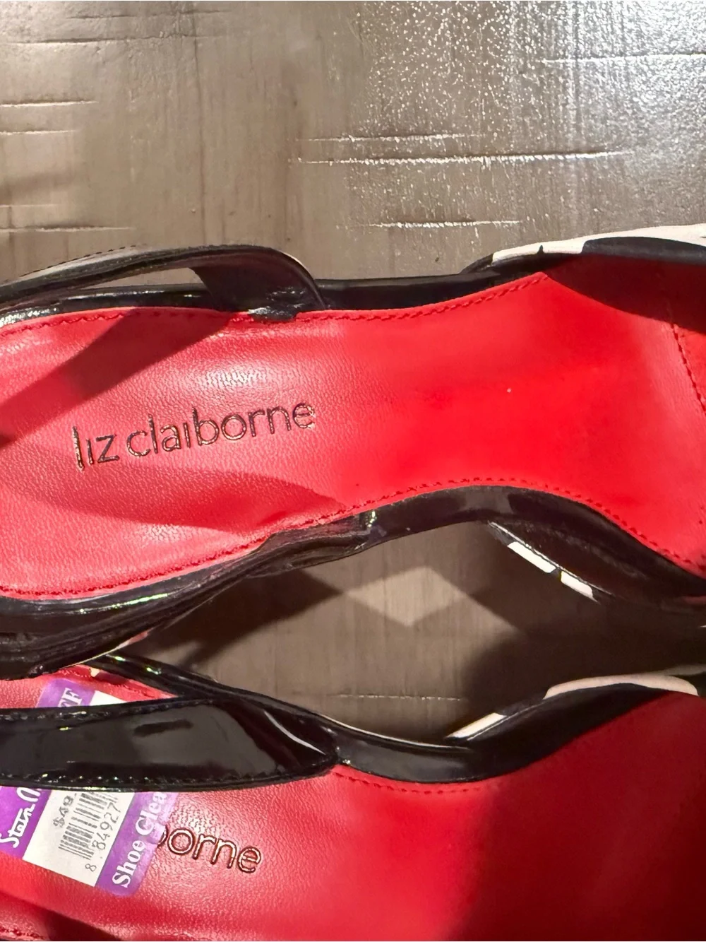 Liz Claiborne graphic black